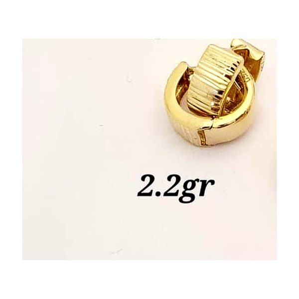 Ribbed Accent Mini Hoops – 18K Gold