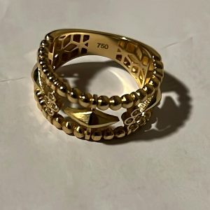 18K Gold Interlocking Link Ring – Size 6.5