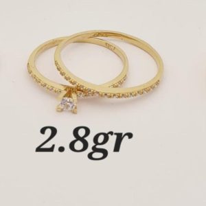 18K Gold Engagement & Wedding Ring Set – Sizes 7 and 6.5 (2.8g)